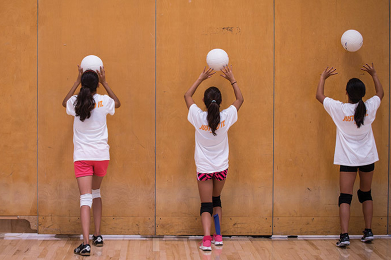 10 Best Drills to Do at Volleyball Tryout: Essential Exercises